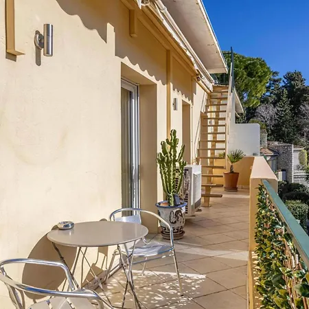 8 Saissy - 2 Bedroom Rooftop Terrace 10 Min Palais 公寓 戛纳