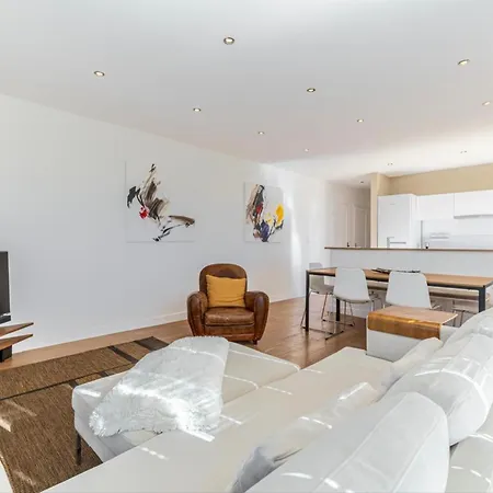 8 Saissy - 2 Bedroom Rooftop Terrace 10 Min Palais 公寓 *